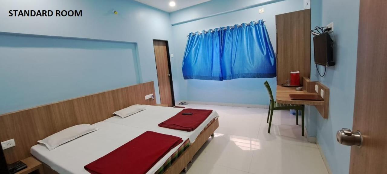 Hotel Aaditya Palace Bhusāwal Buitenkant foto