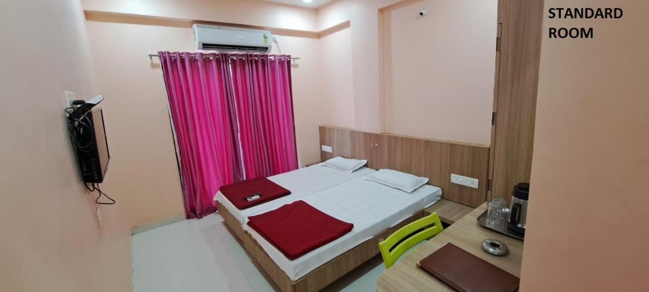 Hotel Aaditya Palace Bhusāwal Buitenkant foto